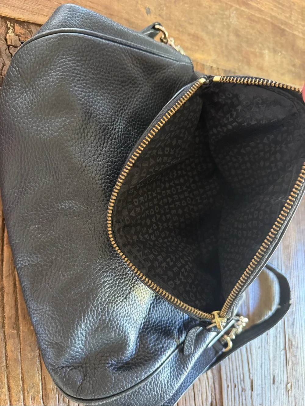 kate spade compact pebbled